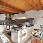 Kraehrbauernhof Mit Hofladen
