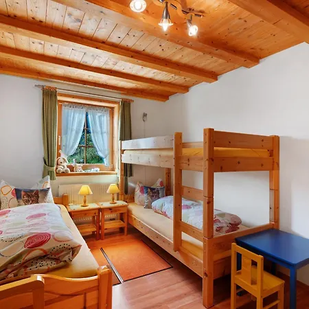 Farma Kraehrbauernhof Mit Hofladen Hornberg