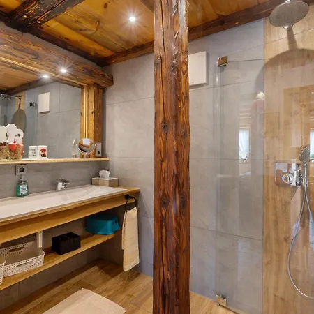 Kraehrbauernhof Mit Hofladen * Hornberg