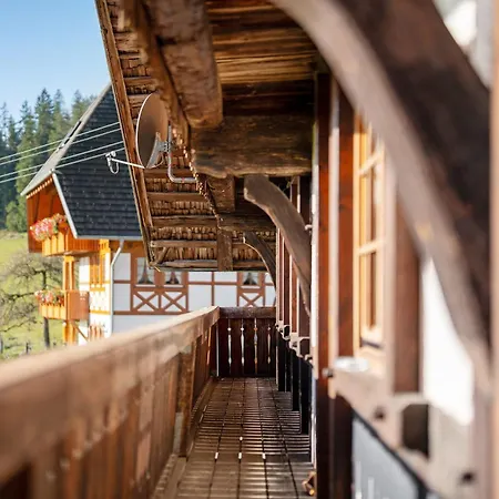 Kraehrbauernhof Mit Hofladen Alojamento de Turismo Rural *